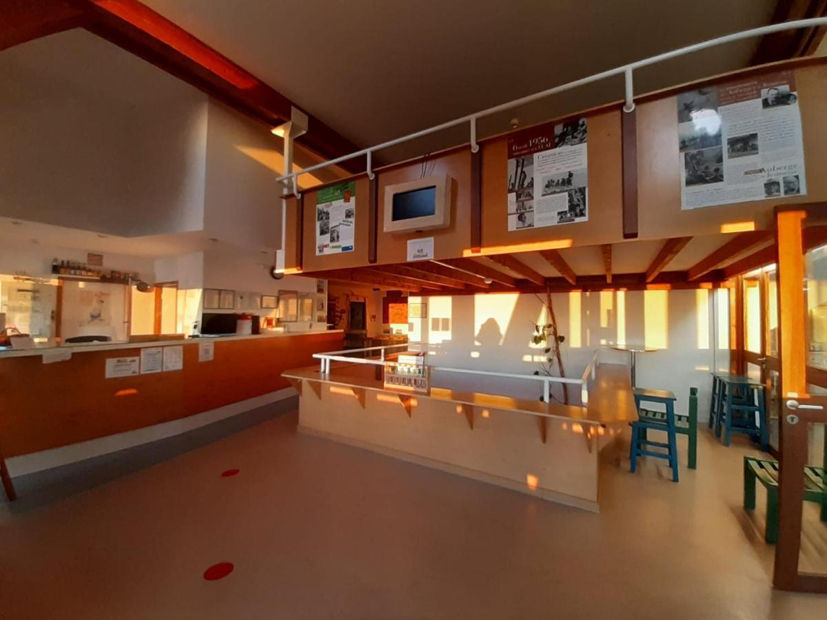 Auberge De Jeunesse Hi ก็องแกล ภายนอก รูปภาพ