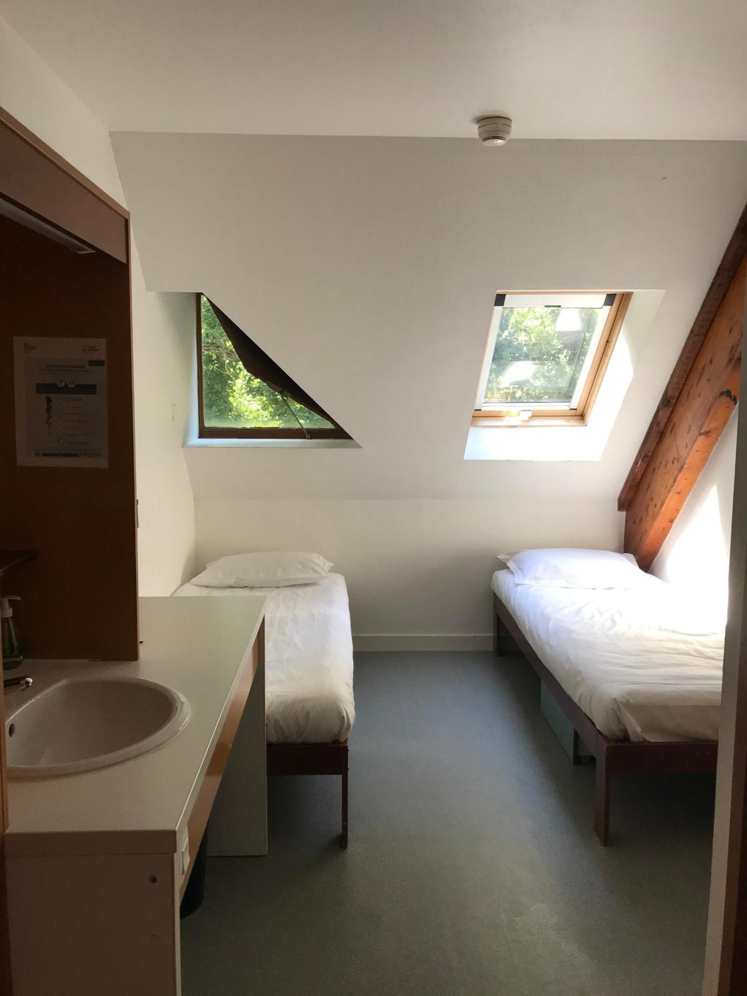 Auberge De Jeunesse Hi ก็องแกล ภายนอก รูปภาพ