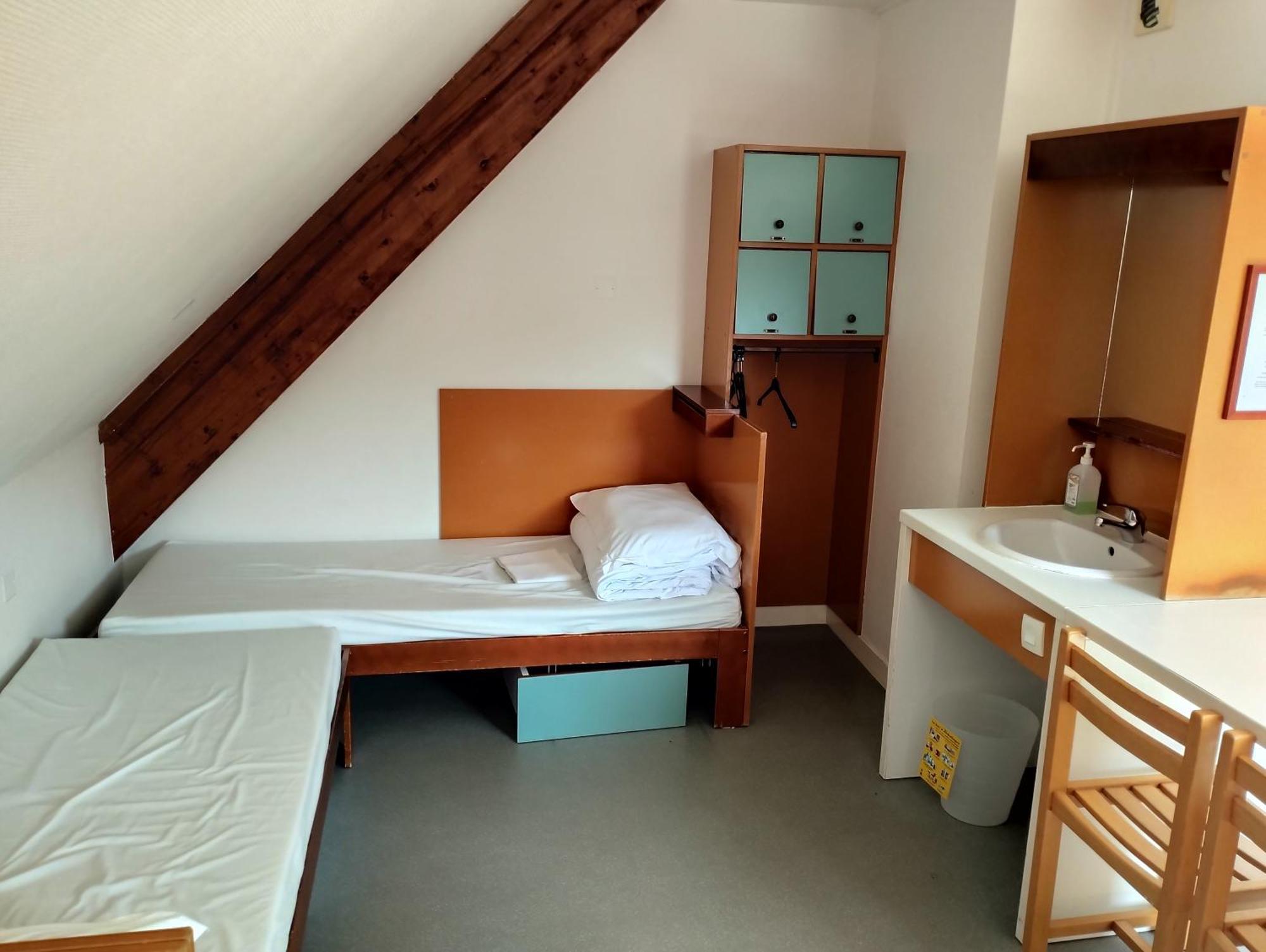 Auberge De Jeunesse Hi ก็องแกล ภายนอก รูปภาพ