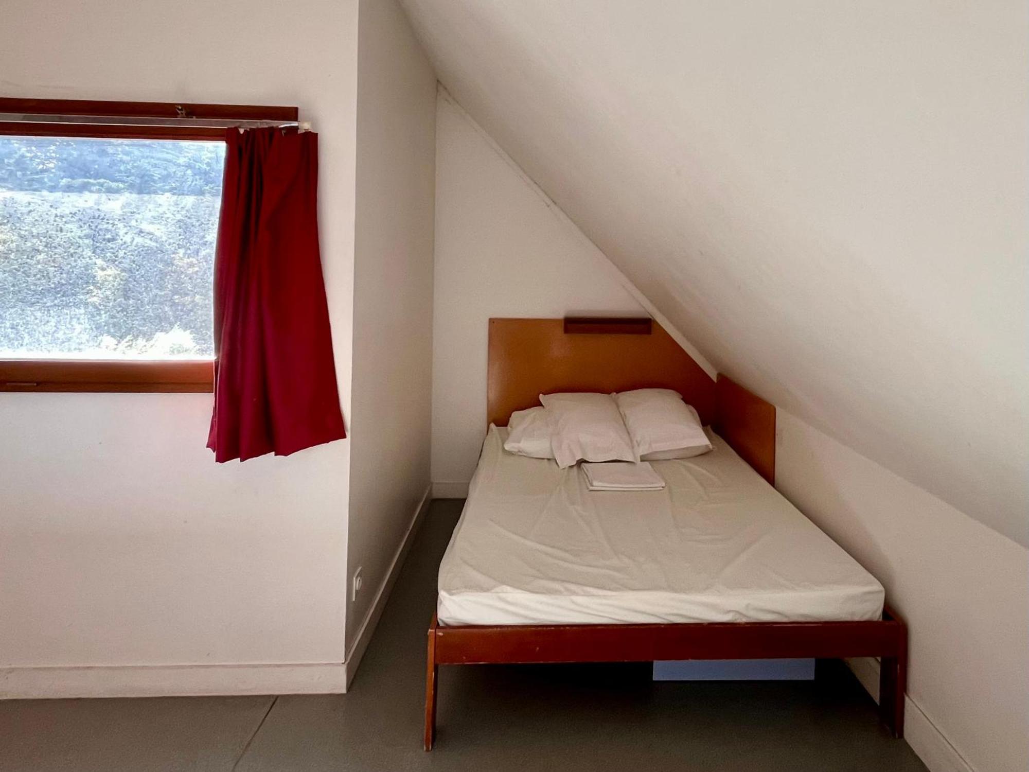 Auberge De Jeunesse Hi ก็องแกล ภายนอก รูปภาพ