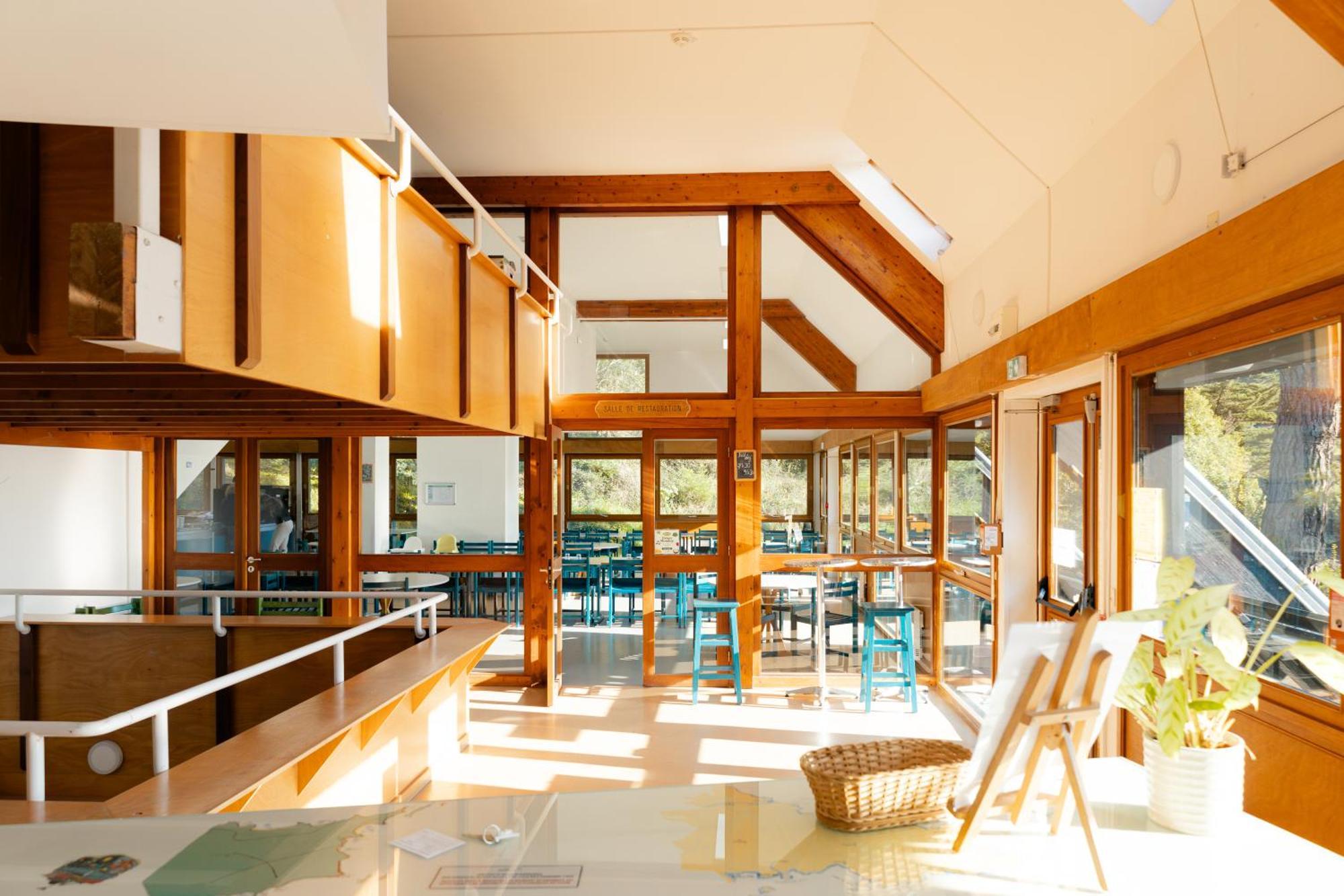 Auberge De Jeunesse Hi ก็องแกล ภายนอก รูปภาพ